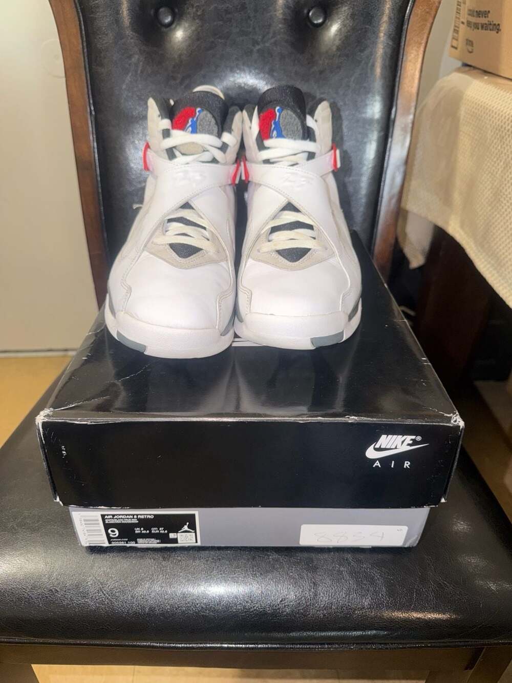 Nike Air Jordan 8 Retro Bugs Bunny White Black True Red (2025) Size 9